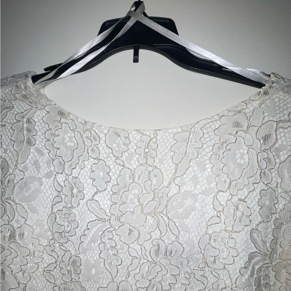 NWT Marina Lace Dress, Size 10, Ivory w/ slight gold lace - Picture 3 of 9